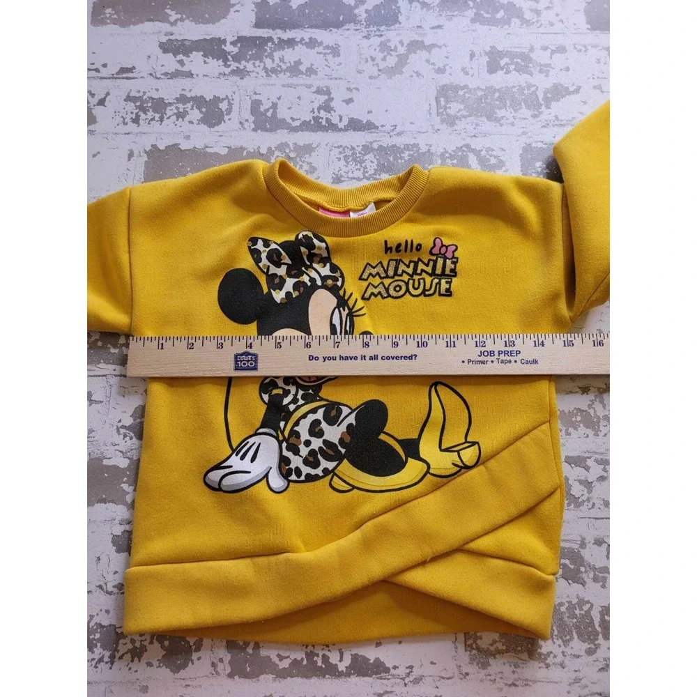 Disney Minnie Mouse Crew Neck Sweater Girls Size 5/6‎